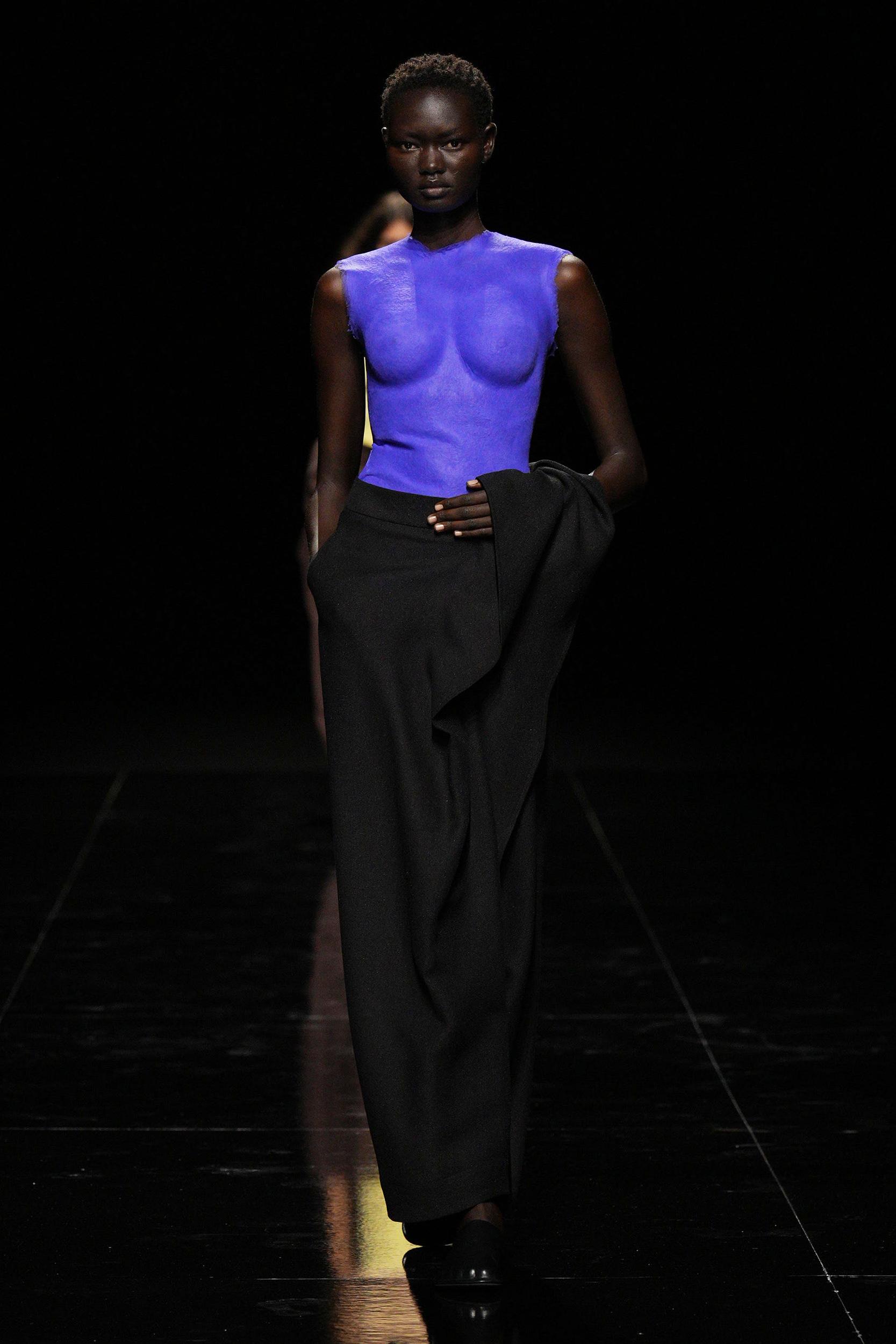 Défilé - Issey Miyake - Prêt à porter Printemps-Eté 2027